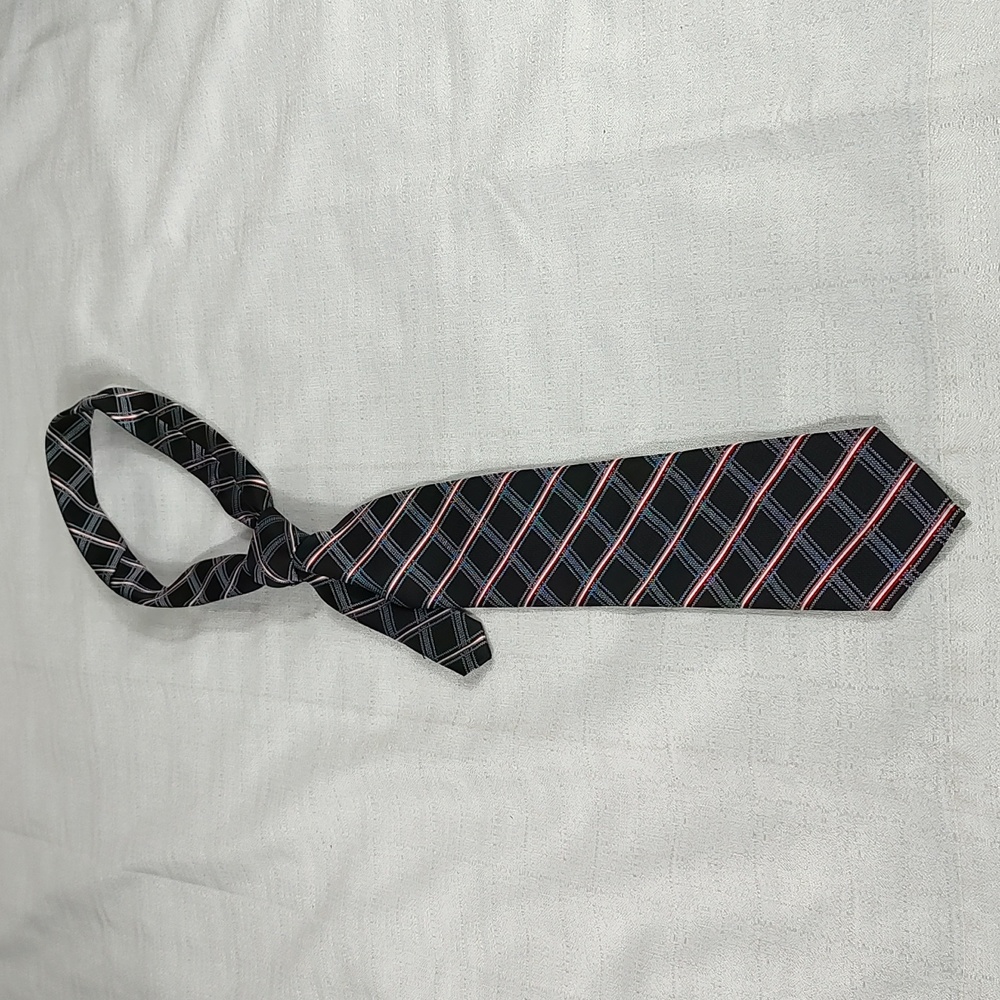 Stafford Essentials Black Blue Red Plaid Men's Necktie One Size